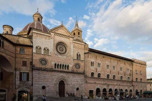 Foligno-piazza-della-Repubblica